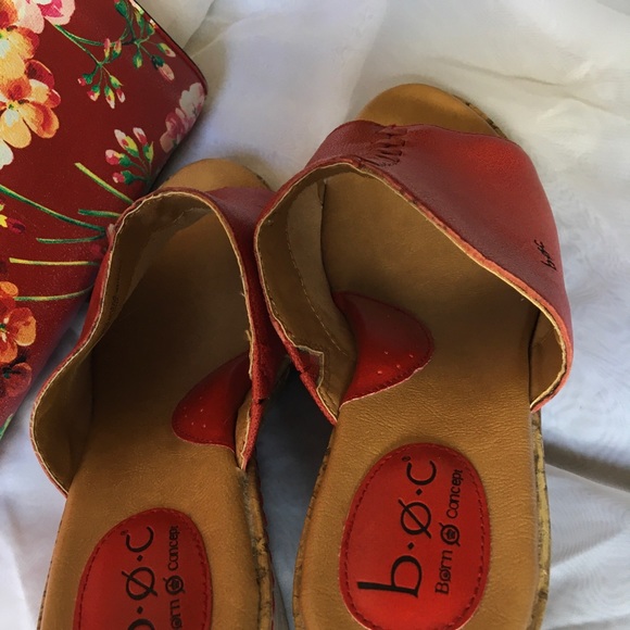 COPY - BOC Born Concept clog style sandals EUC - Picture 5 of 5